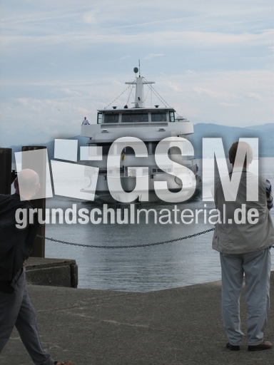Bodensee Personenschiff.jpg